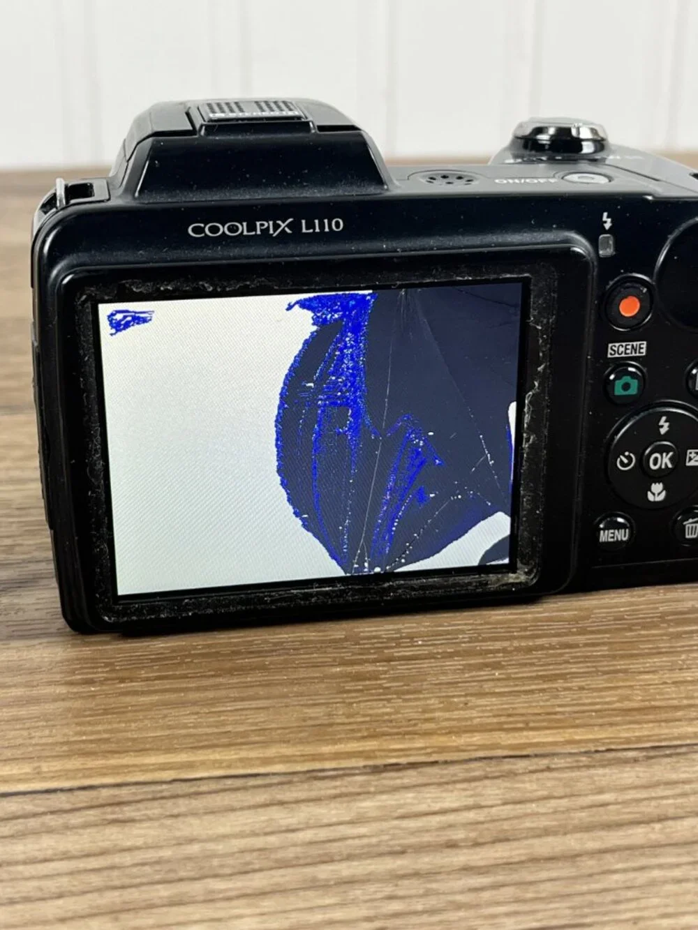Nikon COOLPIX L110 12.1MP Digital Camera Black 15x Zoom AS-IS/PARTS ONLY